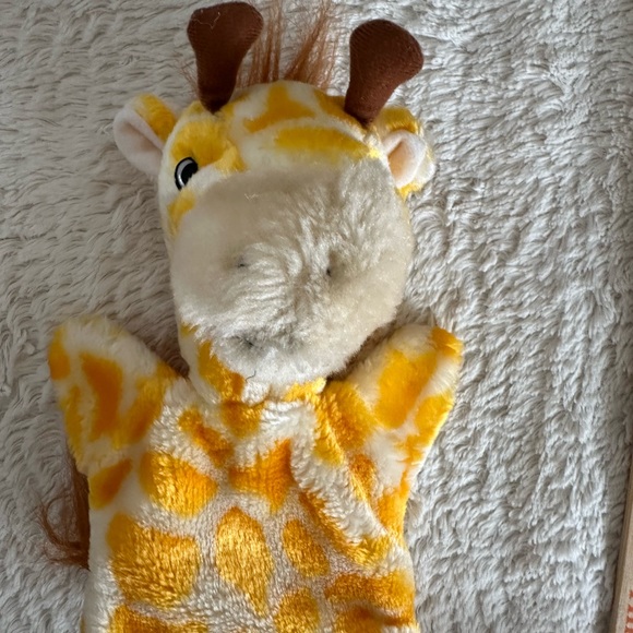 VTG fuzzy Plush Giraffe Hand Puppet imaginary play developmental toy - Picture 9 of 9